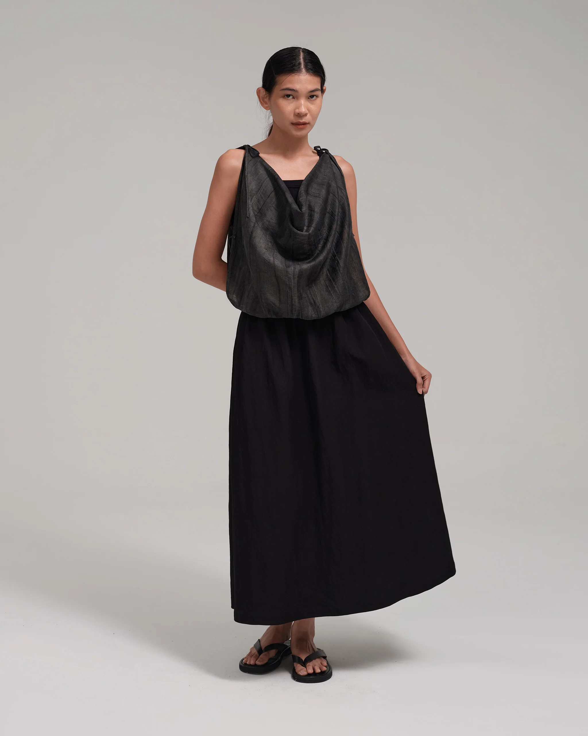 Women: The Midi Skirt (Black) - Image 7