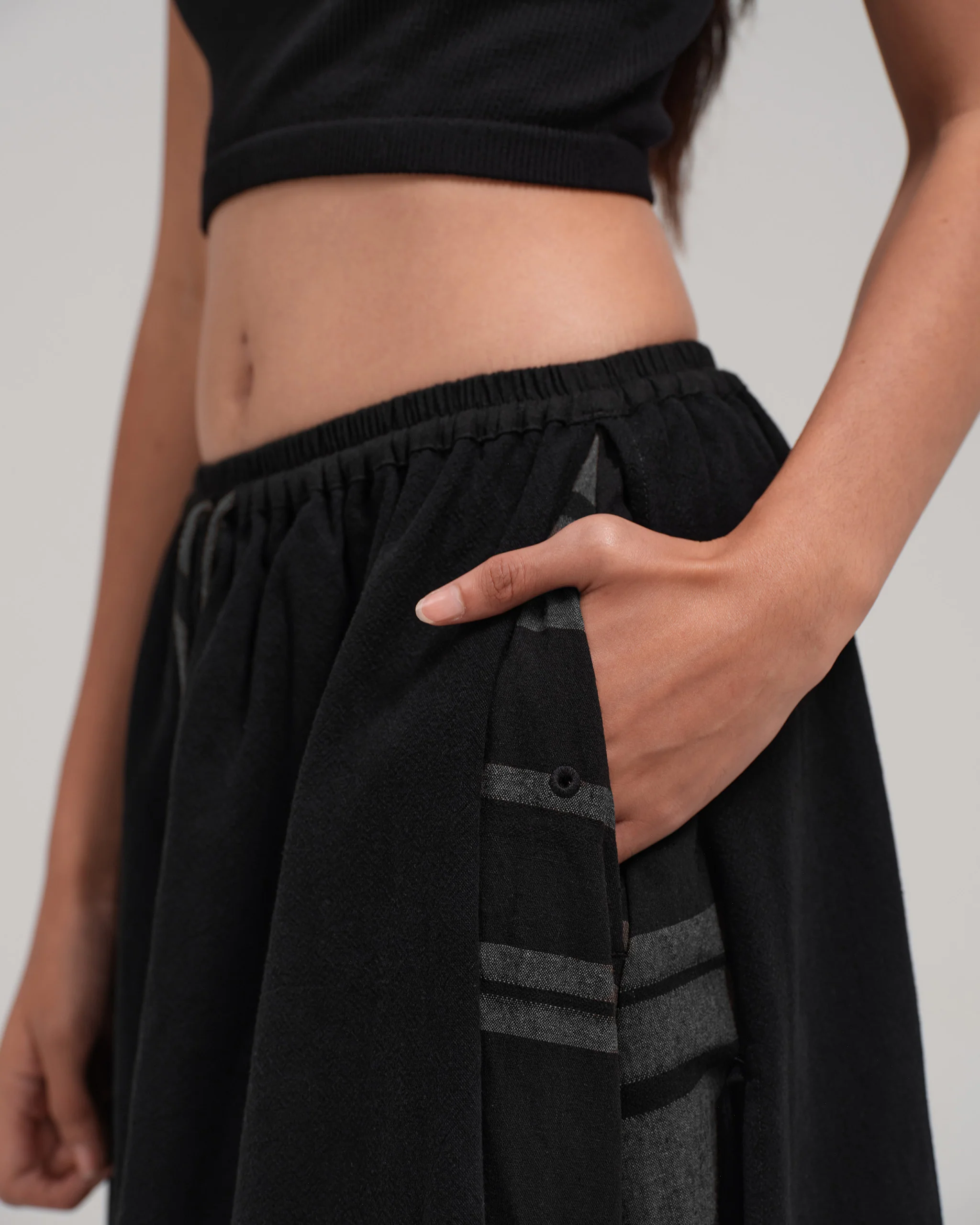 Women: The Midi Skirt (Stripe Black) - Image 11