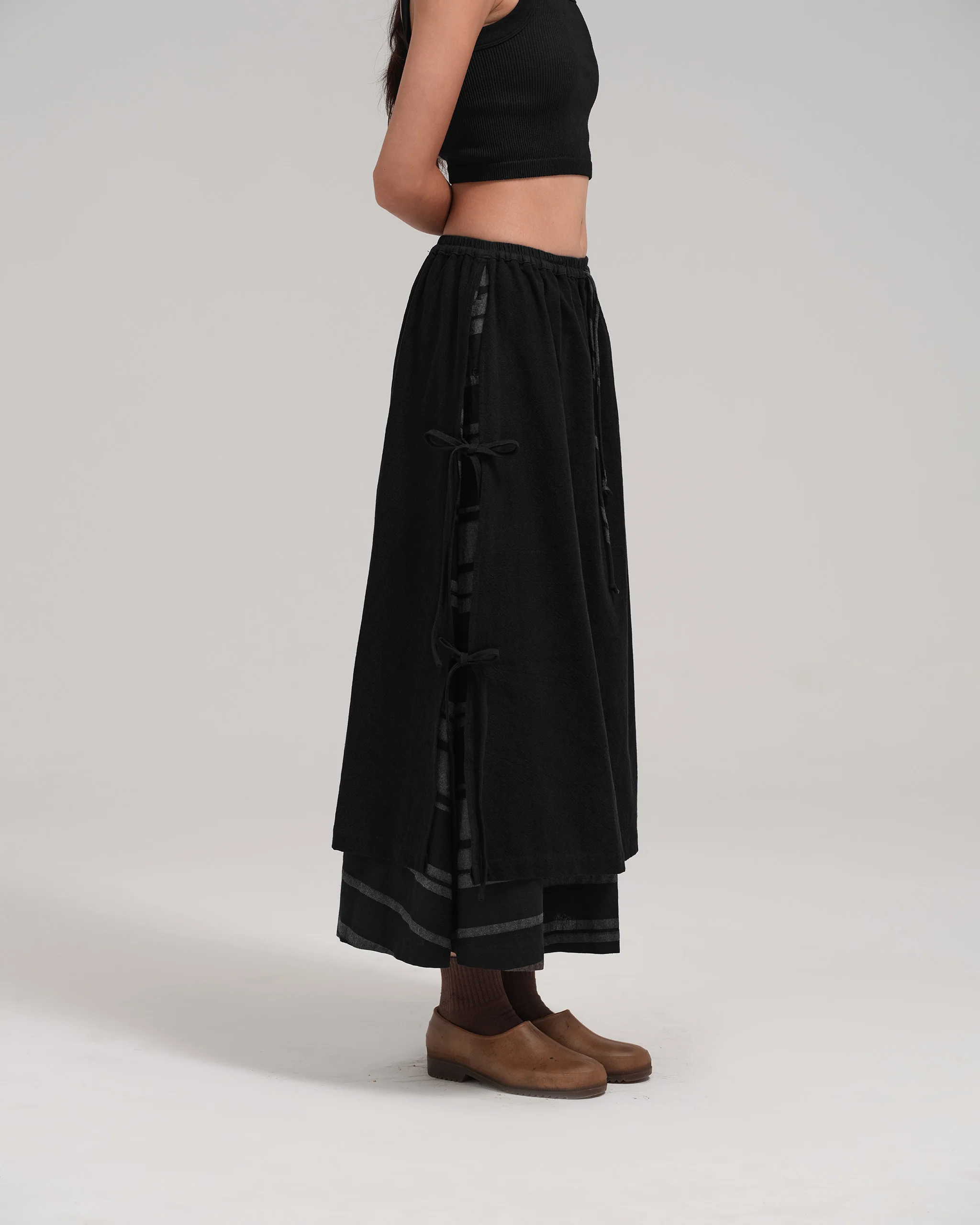 Women: The Midi Skirt (Stripe Black) - Image 13