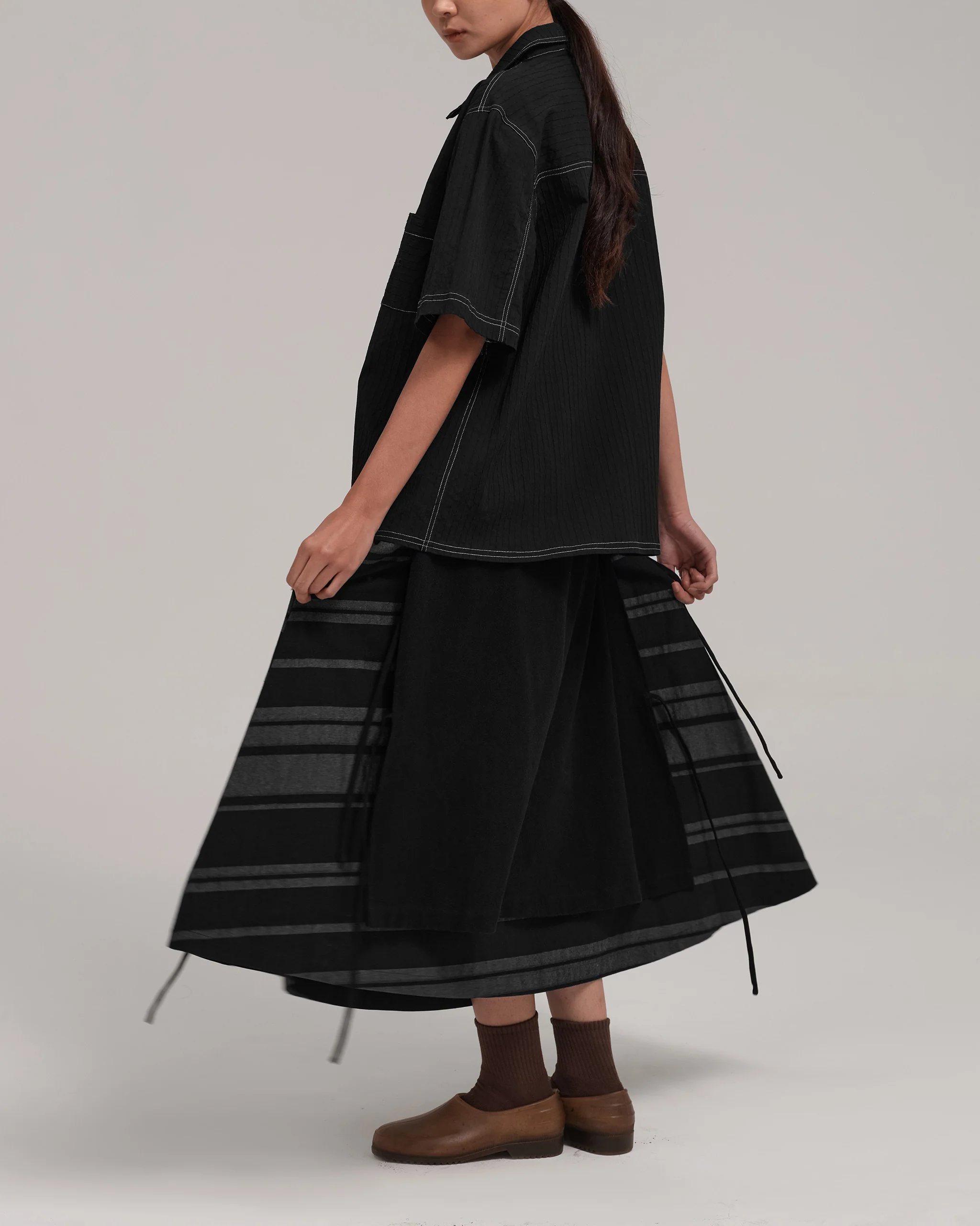 Women: The Midi Skirt (Stripe Black) - Image 5
