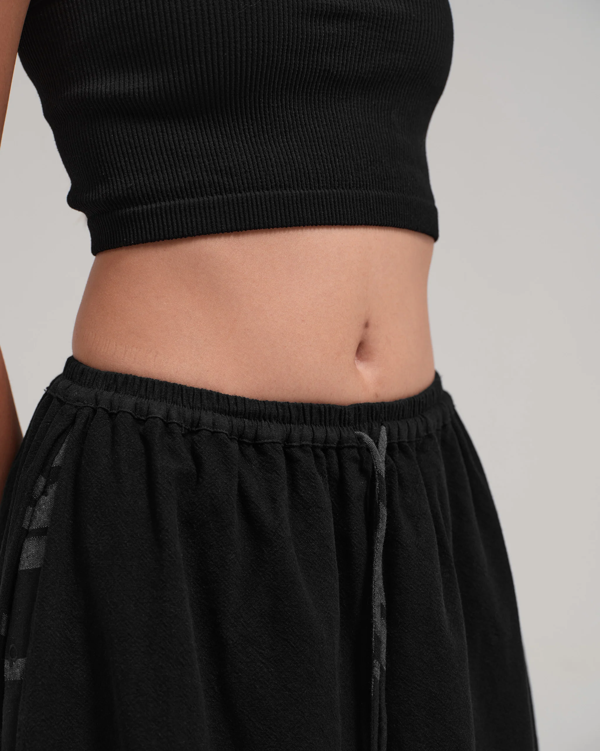 Women: The Midi Skirt (Stripe Black) - Image 6