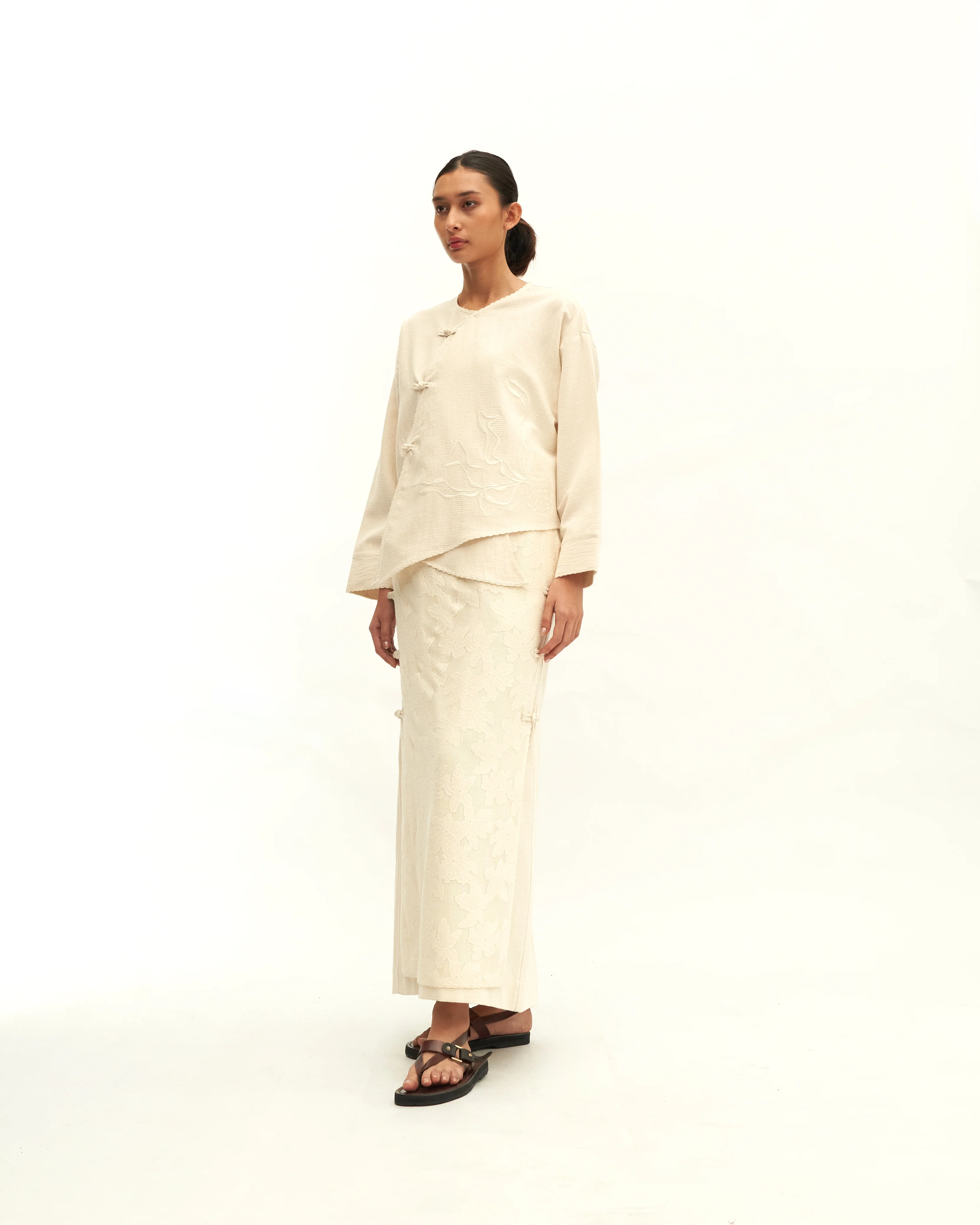Women: Tiān Kebaya Top (Sand) - Image 3