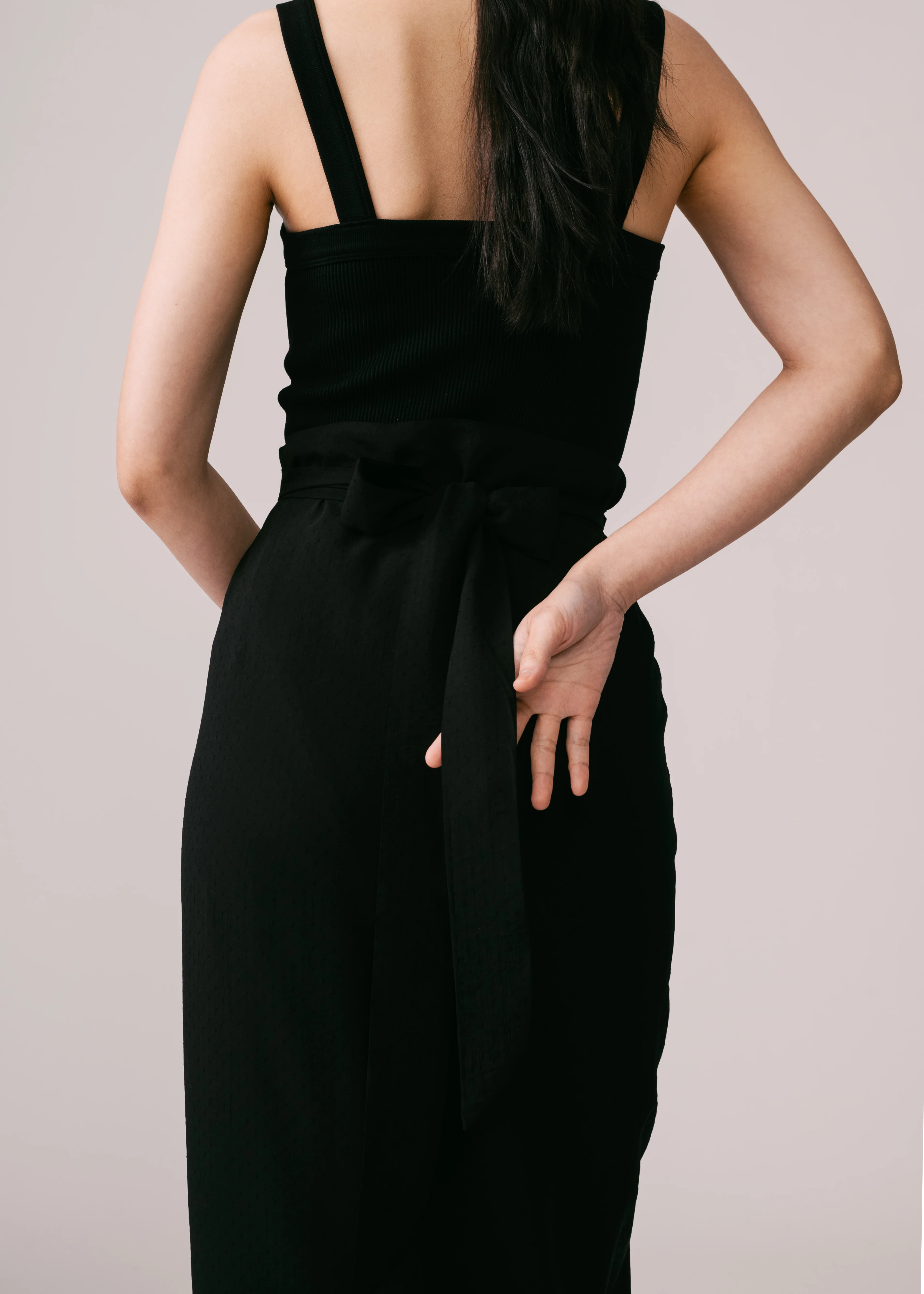 Women: Tumboh Wrapped Sarung (Black) - Image 4