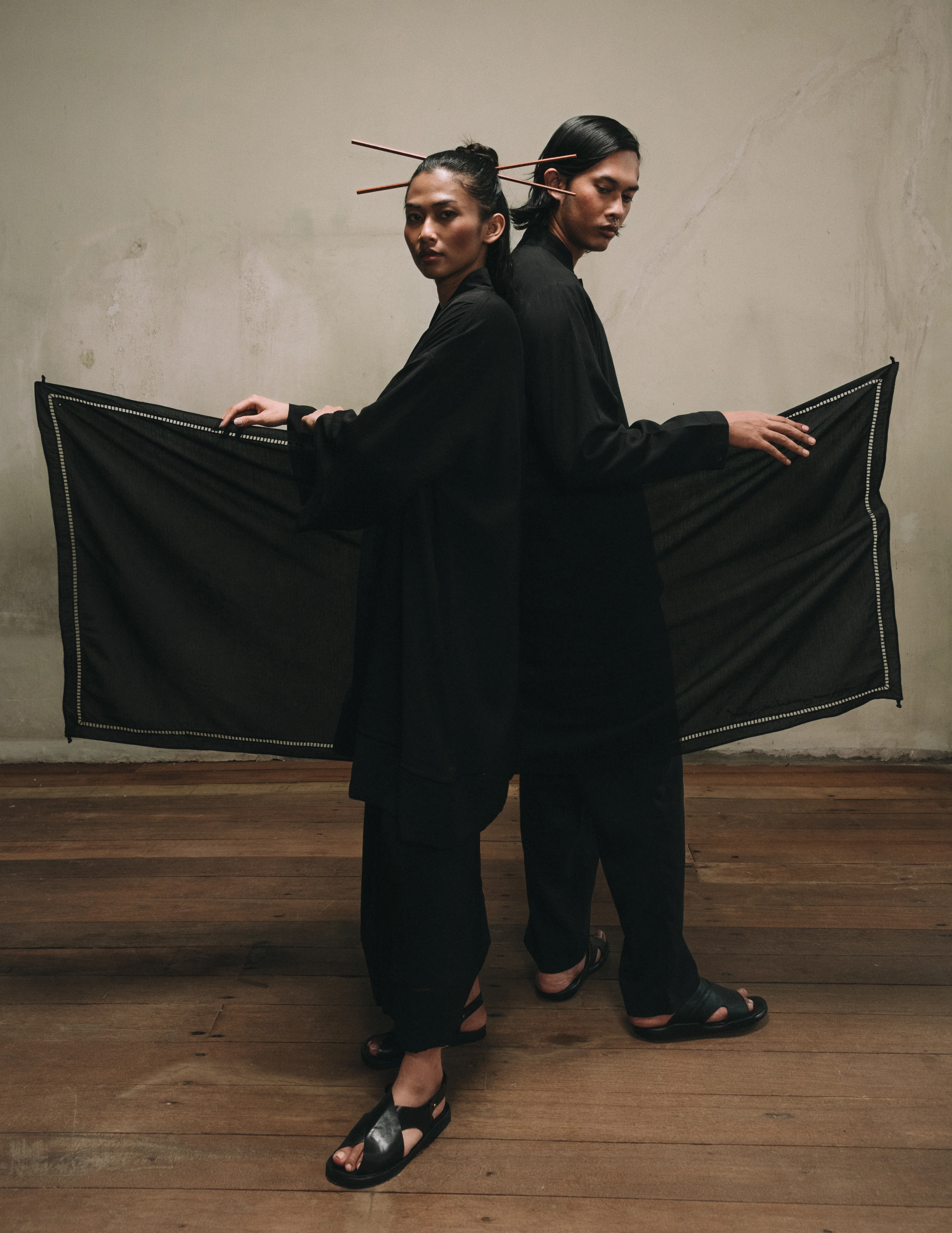 Women: Tumboh Wrapped Sarung (Black) - Image 8