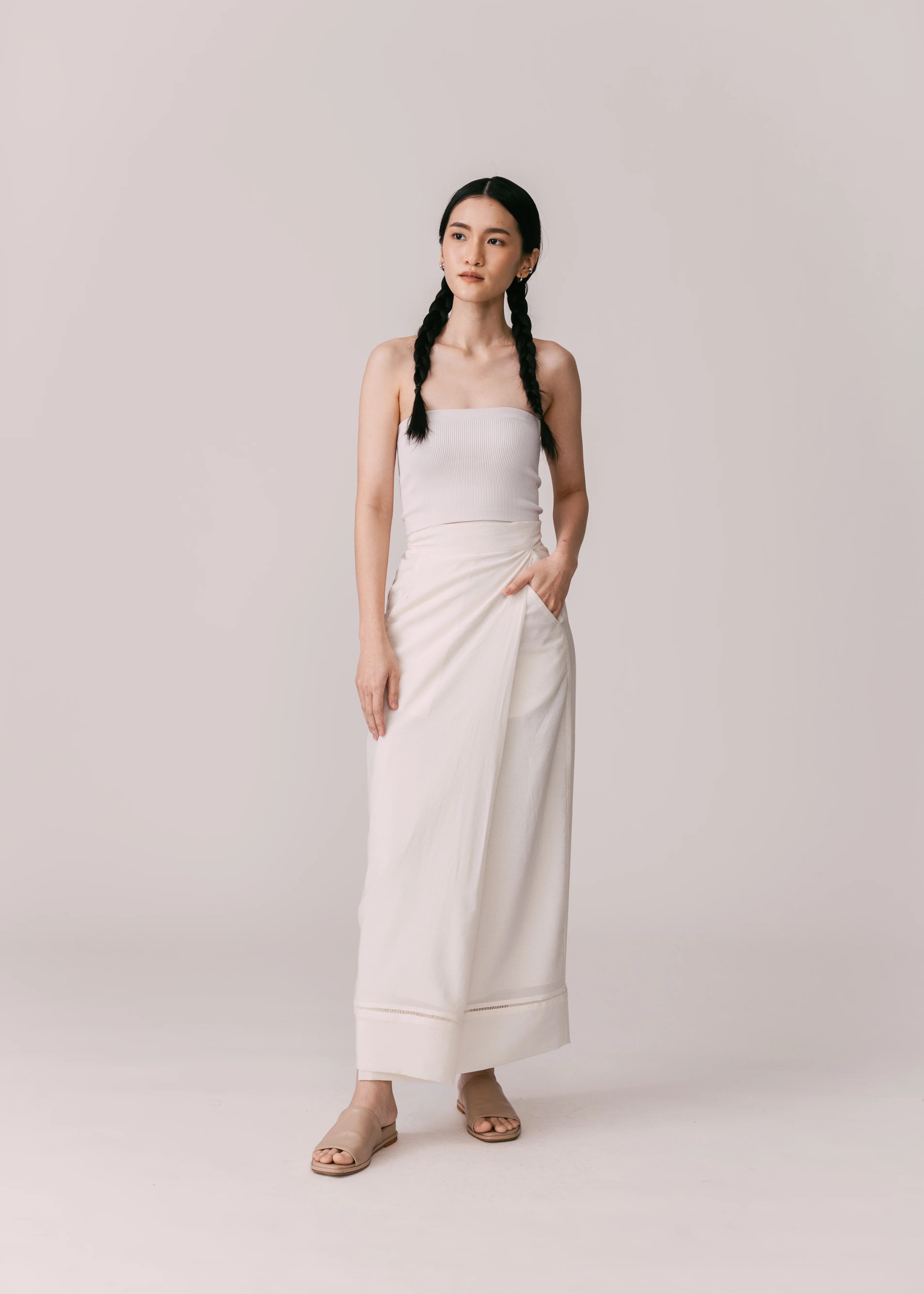 Women: Tumboh Wrapped Sarung (Off White) - Image 2