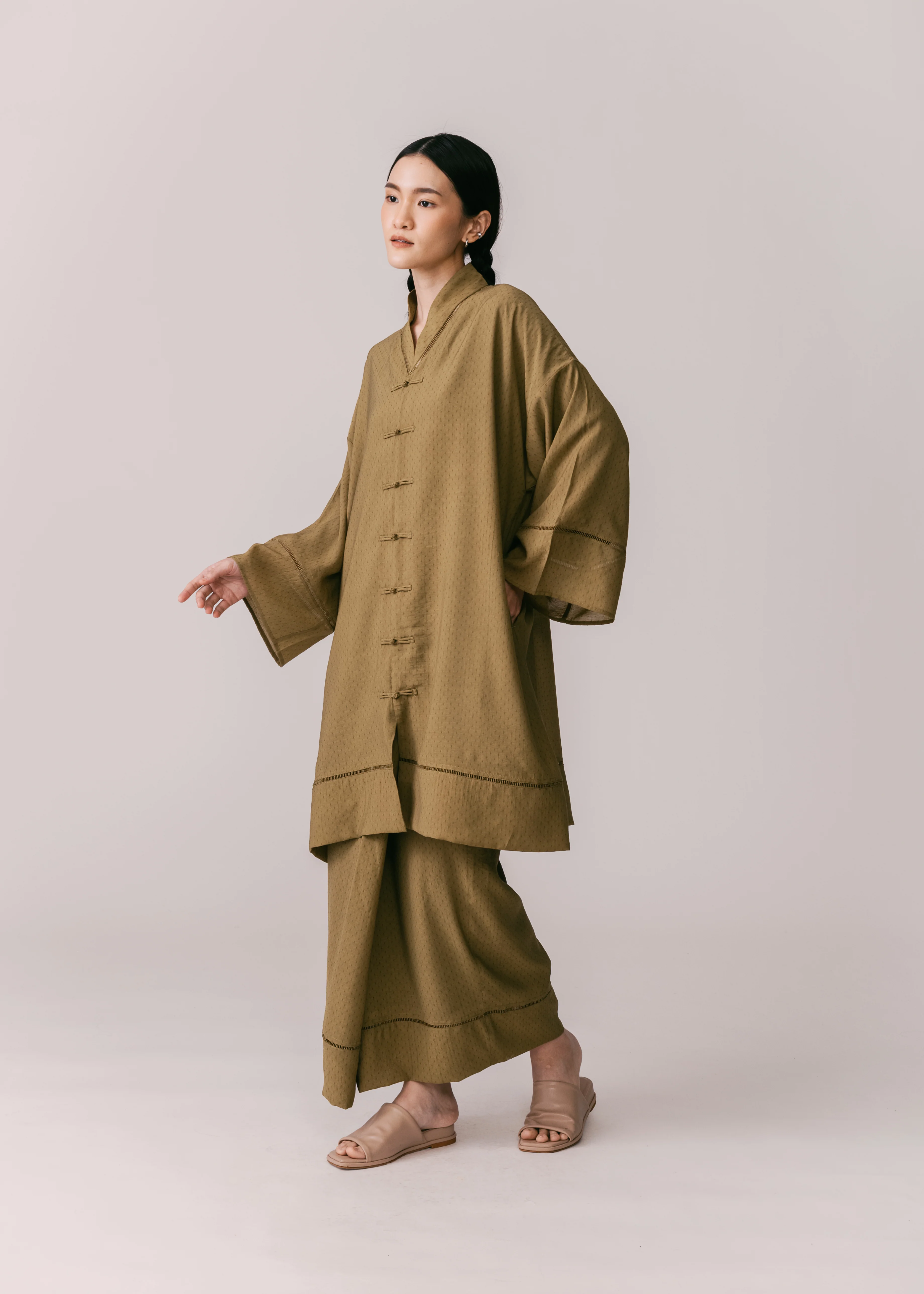 Women: Tumboh Wrapped Sarung (Olive) - Image 6