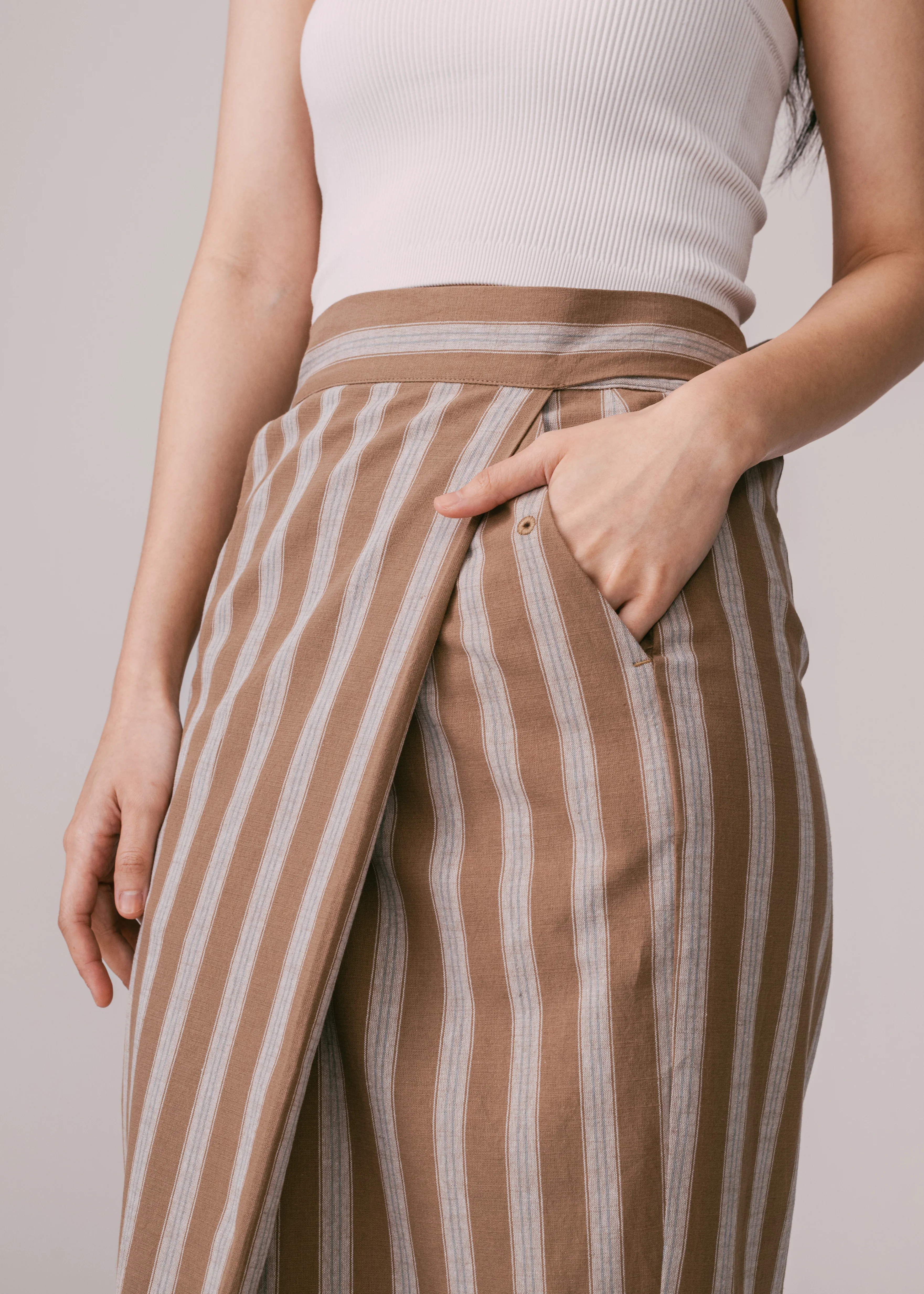 Women: Tunas Wrapped Sarung (Brown Stripe) - Image 4