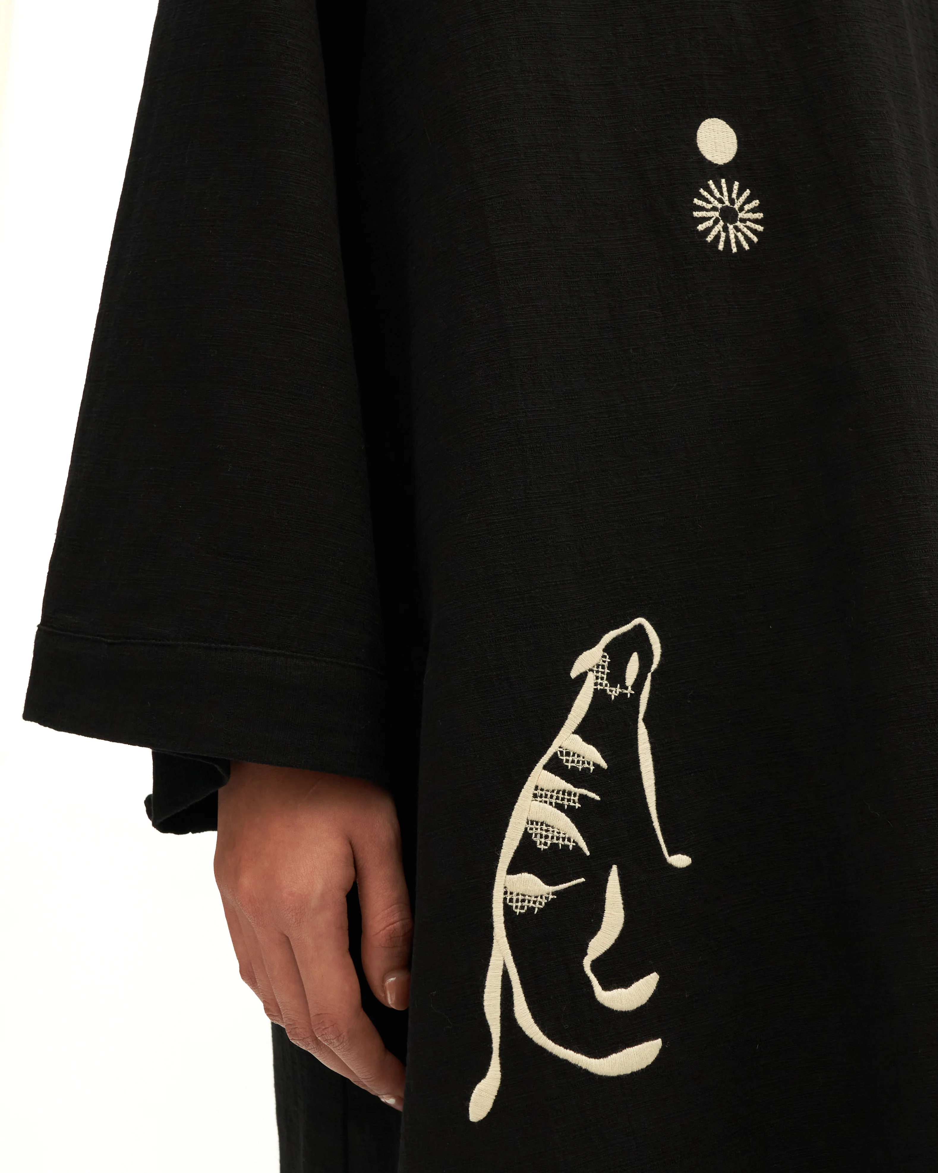 Women: Yuè Kebarung Top (Black) - Image 9