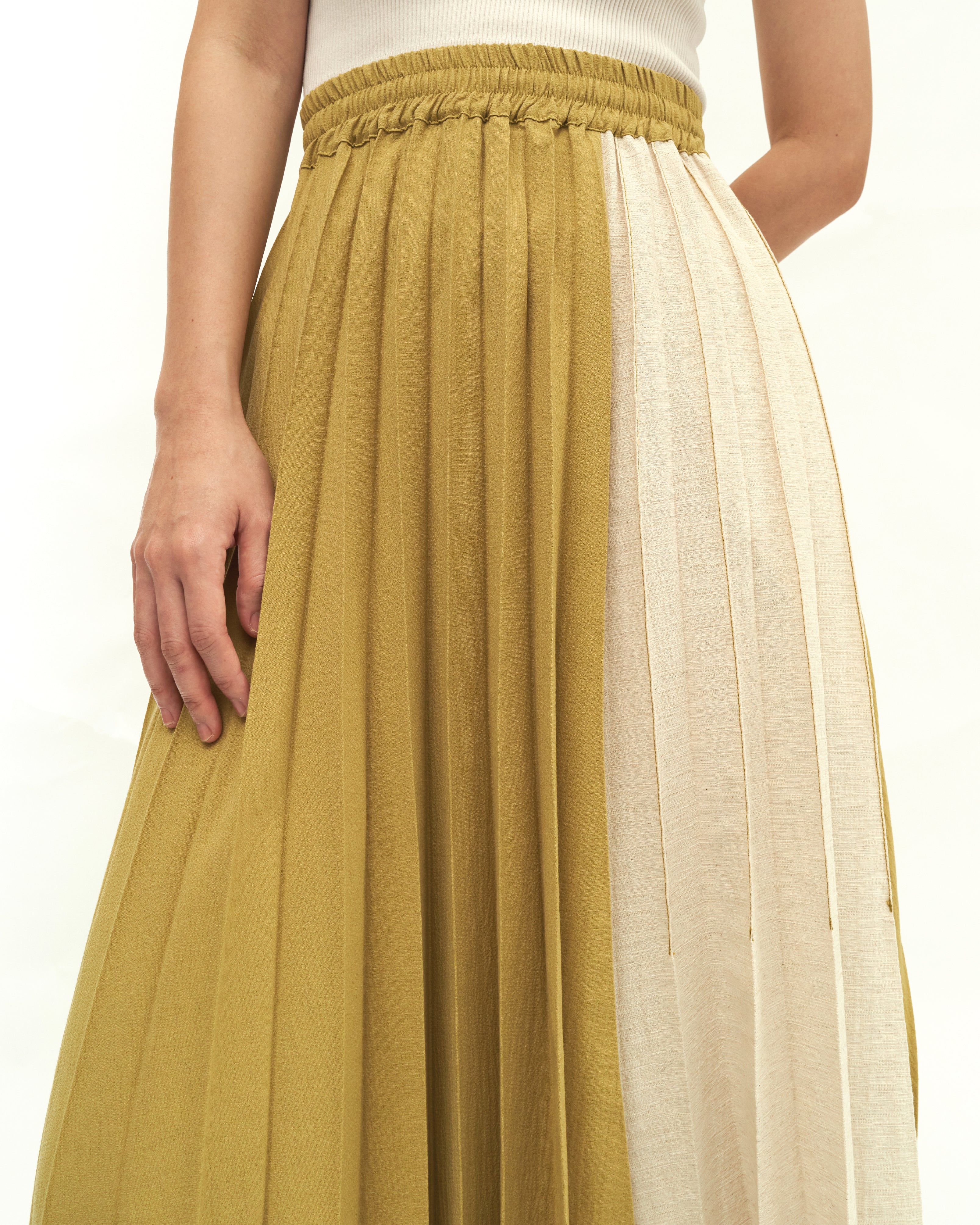 Women: Yuè Pleated Skirt (Chartreuse)